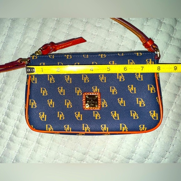 Dooney & Bourke Gretta Lexi Crossbody - Picture 9 of 13